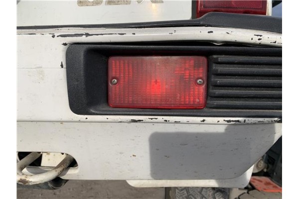 Recambio de piloto defensa trasero derecho para suzuki vitara (se/sf/et) 1.6 i 16v (et, ta02) referencia OEM IAM 36571A60A10  