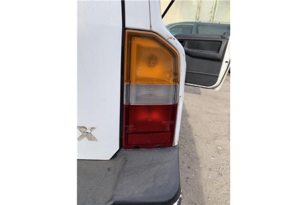 Recambio de piloto trasero derecho para suzuki vitara (se/sf/et) 1.6 i 16v (et, ta02) referencia OEM IAM A00886  