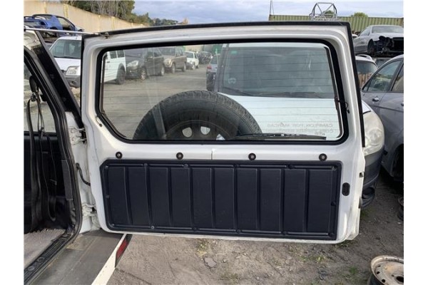 Recambio de porton trasero para suzuki vitara (se/sf/et) 1.6 i 16v (et, ta02) referencia OEM IAM 67700A60A20  