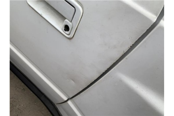 Recambio de puerta delantero izquierda para suzuki vitara (se/sf/et) 1.6 i 16v (et, ta02) referencia OEM IAM 6800266A10  