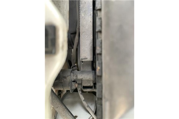 Recambio de radiador aire acondicionado para suzuki vitara (se/sf/et) 1.6 i 16v (et, ta02) referencia OEM IAM 9531060A00  