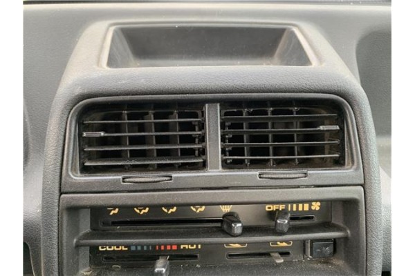 Recambio de rejilla entrada de aire para suzuki vitara (se/sf/et) 1.6 i 16v (et, ta02) referencia OEM IAM 7361060A10  