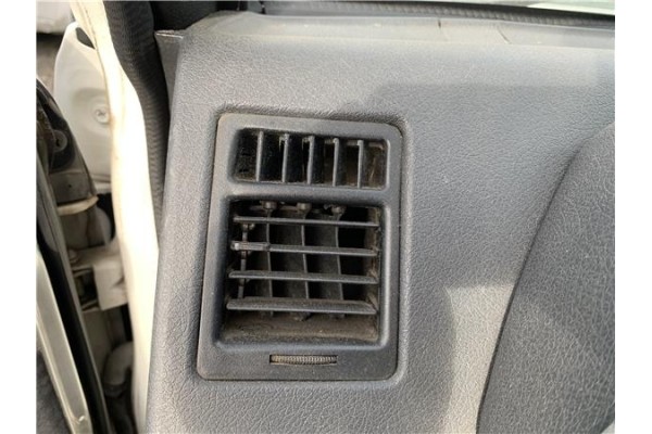 Recambio de rejilla entrada de aire para suzuki vitara (se/sf/et) 1.6 i 16v (et, ta02) referencia OEM IAM 7364060A10  