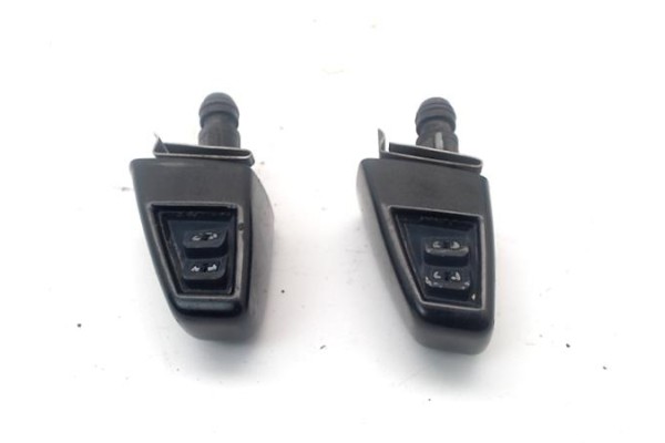 Recambio de eyector lavafaros derecho para bmw serie x3 (e83) 3.0i referencia OEM IAM   