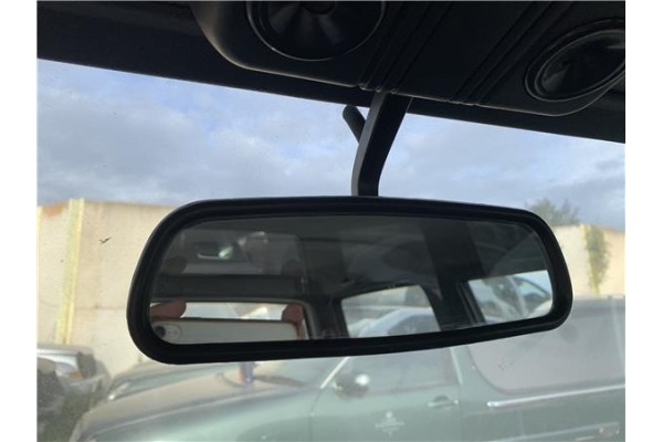 Recambio de retrovisor interior para suzuki vitara (se/sf/et) 1.6 i 16v (et, ta02) referencia OEM IAM 84703A62A00  