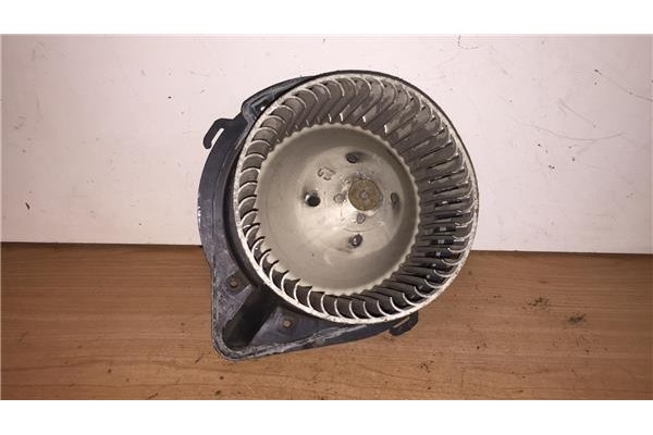 Recambio de motor calefaccion para volkswagen passat berlina (3a2) 1.6 referencia OEM IAM H04110465Q 191820021 