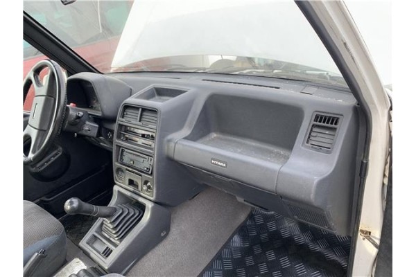 Recambio de salpicadero para suzuki vitara (se/sf/et) 1.6 i 16v (et, ta02) referencia OEM IAM 7311160A00  