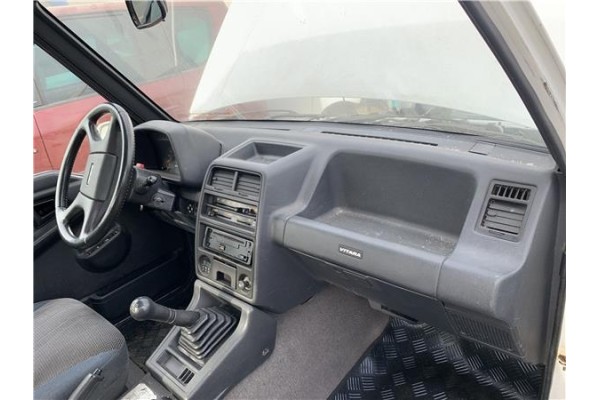 Recambio de salpicadero para suzuki vitara (se/sf/et) 1.6 i 16v (et, ta02) referencia OEM IAM 7311160A00  
