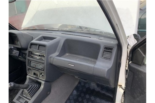 Recambio de salpicadero para suzuki vitara (se/sf/et) 1.6 i 16v (et, ta02) referencia OEM IAM 7311160A00  