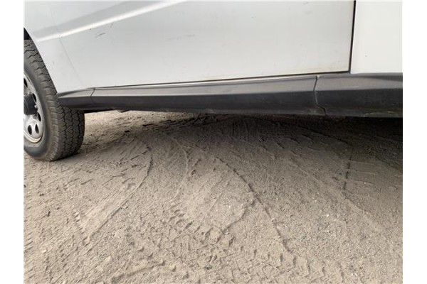 Recambio de spoiler talonera lat. derecha para suzuki vitara (se/sf/et) 1.6 i 16v (et, ta02) referencia OEM IAM 7753660A10  