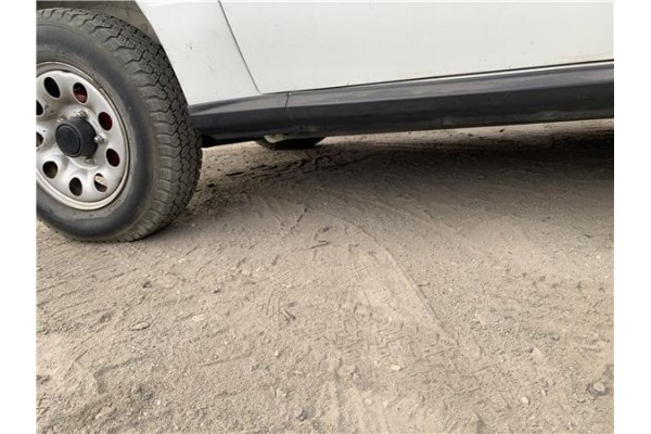 Recambio de spoiler talonera lat. derecha para suzuki vitara (se/sf/et) 1.6 i 16v (et, ta02) referencia OEM IAM 7753660A10  