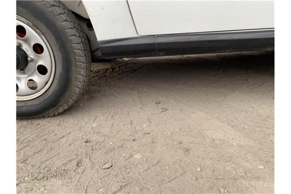 Recambio de spoiler talonera lat. derecha para suzuki vitara (se/sf/et) 1.6 i 16v (et, ta02) referencia OEM IAM 7753660A10  