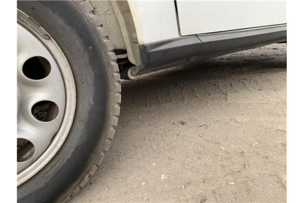 Recambio de spoiler talonera lat. derecha para suzuki vitara (se/sf/et) 1.6 i 16v (et, ta02) referencia OEM IAM 7753660A10  