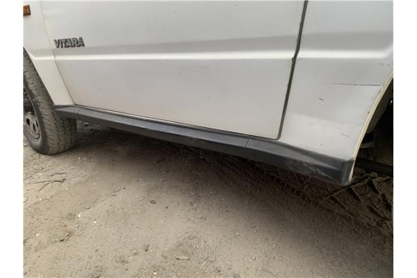 Recambio de spoiler talonera lat. izquierda para suzuki vitara (se/sf/et) 1.6 i 16v (et, ta02) referencia OEM IAM 7753660A10  