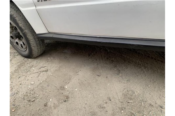 Recambio de spoiler talonera lat. izquierda para suzuki vitara (se/sf/et) 1.6 i 16v (et, ta02) referencia OEM IAM 7753660A10  