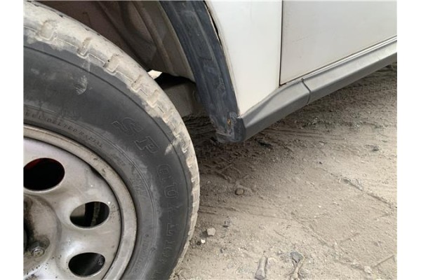 Recambio de spoiler talonera lat. izquierda para suzuki vitara (se/sf/et) 1.6 i 16v (et, ta02) referencia OEM IAM 7753660A10  