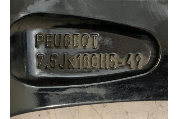 Recambio de llanta para peugeot 3008 1.6 pure tech referencia OEM IAM 98096873XS  