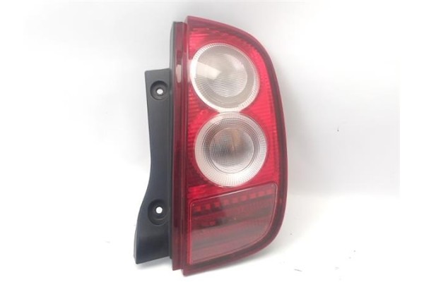 Recambio de piloto trasero derecho para nissan micra (k12e) 1.2 16v referencia OEM IAM   