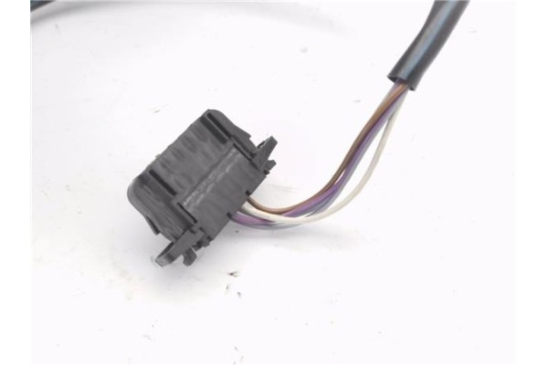 Recambio de retrovisor electrico derecho para volkswagen passat berlina (3b3) 2.8 referencia OEM IAM 3B1857508F E1020514 