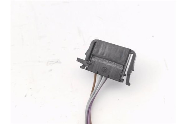 Recambio de retrovisor electrico izquierdo para volkswagen passat berlina (3b3) 2.8 referencia OEM IAM 3B1857507K E1020479 