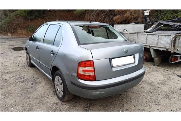 skoda fabia sedán (6y3) del año 2006