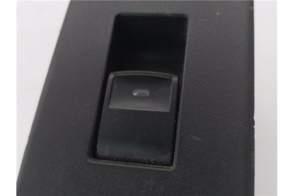 Recambio de mando elevalunas delantero derecho para toyota verso (aur2/zgr2) 2.0 d-4d referencia OEM IAM 742310F040  