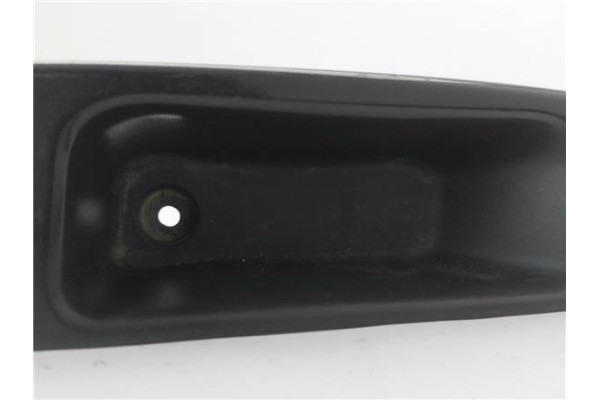 Recambio de mando elevalunas delantero izquierdo para chevrolet spark 1.0 basis referencia OEM IAM 621W04750  
