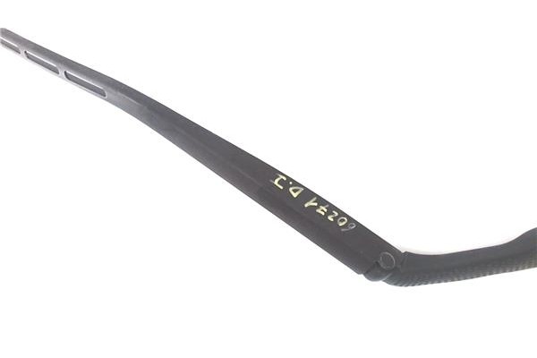 Recambio de brazo limpiaparabrisas delantero izquierdo para citroen c4 coupe 1.6 16v referencia OEM IAM 9650103880  