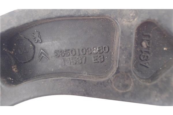 Recambio de brazo limpiaparabrisas delantero izquierdo para citroen c4 coupe 1.6 16v referencia OEM IAM 9650103880  