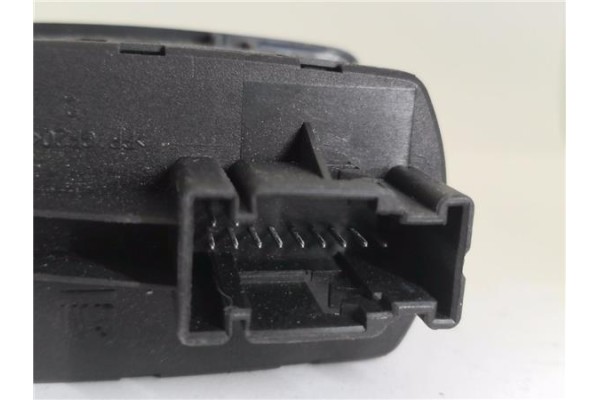 Recambio de mando elevalunas delantero izquierdo para opel corsa d 1.3 cdti referencia OEM IAM 13258521AA  