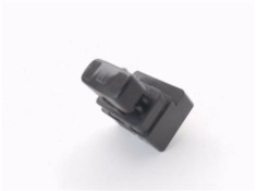 Recambio de mando elevalunas delantero derecho para kia carnival 2.9 td referencia OEM IAM 621W04960  