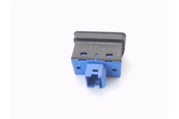 Recambio de mando elevalunas delantero derecho para bmw serie 5 berlina (e39) 2.0 520d referencia OEM IAM 8368932  