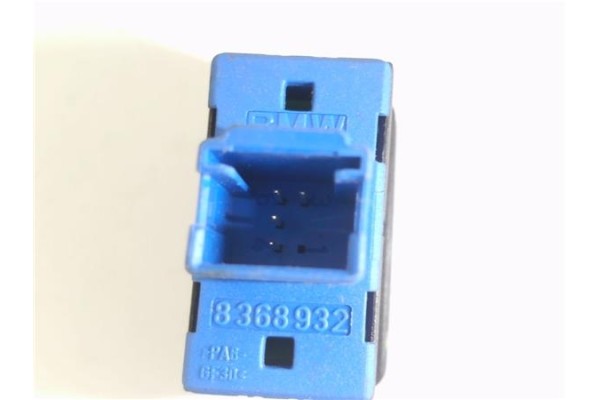 Recambio de mando elevalunas delantero derecho para bmw serie 5 berlina (e39) 2.0 520d referencia OEM IAM 8368932  