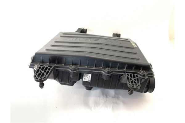 Recambio de carcasa filtro aire para iveco daily chasis 2.3 referencia OEM IAM 5801353825  