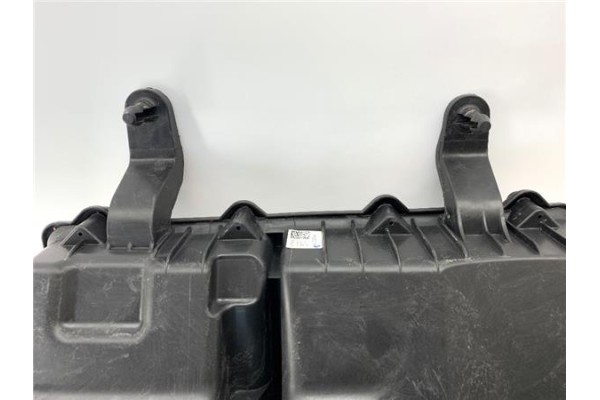 Recambio de carcasa filtro aire para iveco daily chasis 2.3 referencia OEM IAM 5801353825  