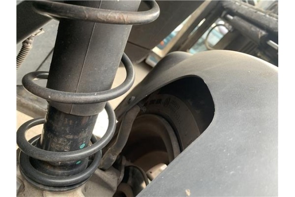 Recambio de pase rueda delantero izquierdo para renault twizy eléctrico urban referencia OEM IAM 638417059R  