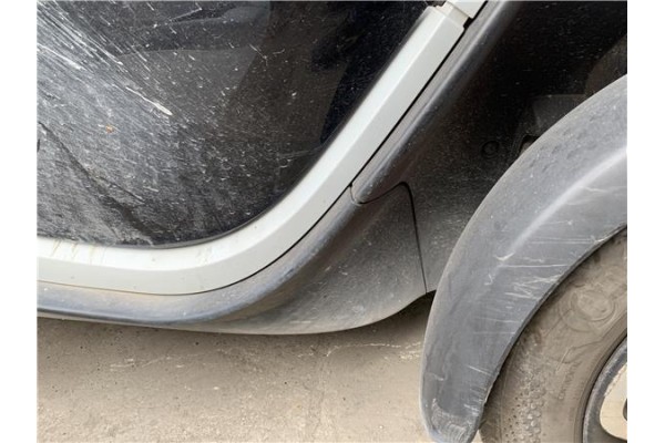 Recambio de spoiler talonera lat. derecha para renault twizy eléctrico urban referencia OEM IAM 769510083R  