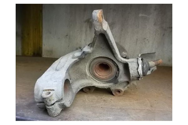 Recambio de mangueta delantero derecha para peugeot 405 ii (4b) 1.8 referencia OEM IAM   