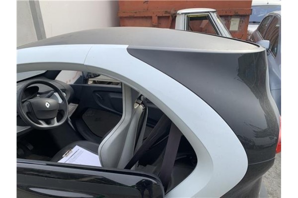 Recambio de aleta trasero izquierda para renault twizy eléctrico urban referencia OEM IAM 768193776R  