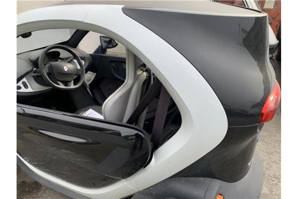 Recambio de aleta trasero izquierda para renault twizy eléctrico urban referencia OEM IAM 768193776R  