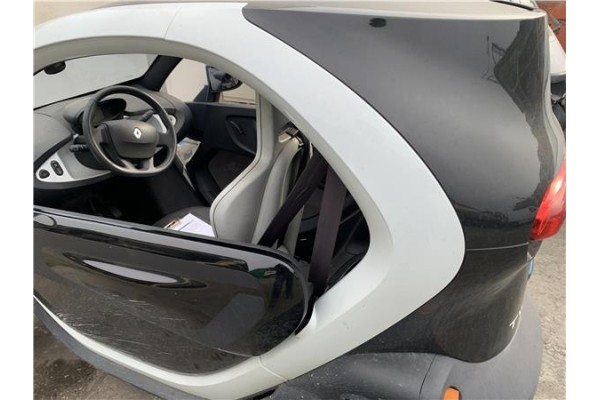 Recambio de aleta trasero izquierda para renault twizy eléctrico urban referencia OEM IAM 768193776R  