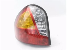 Recambio de piloto trasero izquierdo para hyundai santa fe (sm) 2.0 gls crdi 4x4 referencia OEM IAM 92401-26020  