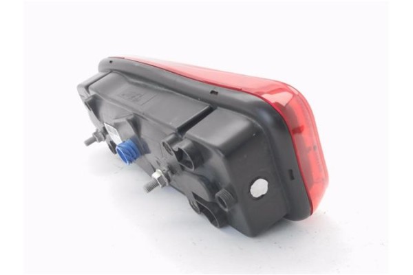 Recambio de piloto trasero derecho para iveco daily chasis 2.3 referencia OEM IAM 5802830029KZ  