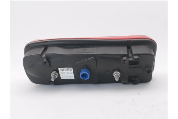 Recambio de piloto trasero derecho para iveco daily chasis 2.3 referencia OEM IAM 5802830029KZ  