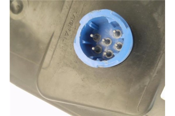 Recambio de piloto trasero derecho para iveco daily chasis 2.3 referencia OEM IAM 5802830029KZ  