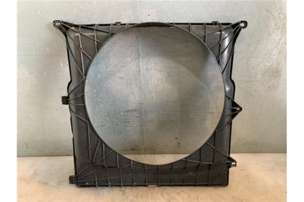 Recambio de canalizador radiador para iveco daily chasis 2.3 referencia OEM IAM MR2227122810  