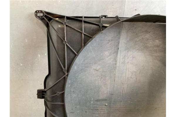 Recambio de canalizador radiador para iveco daily chasis 2.3 referencia OEM IAM MR2227122810  