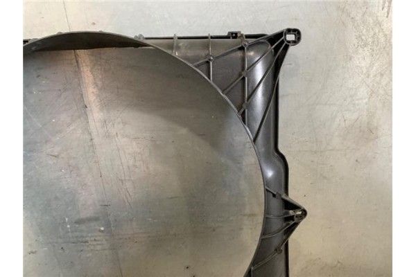 Recambio de canalizador radiador para iveco daily chasis 2.3 referencia OEM IAM MR2227122810  