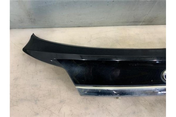 Recambio de moldura porton trasero para subaru legacy v 2.0 d referencia OEM IAM   