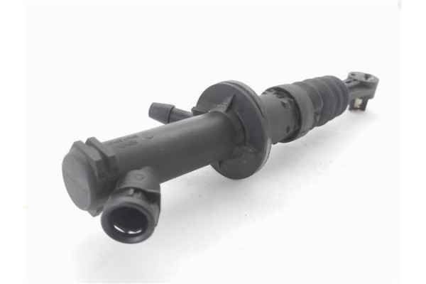 Recambio de bomba de embrague para renault megane iii berlina 5p 1.5 authentique referencia OEM IAM 306100018R  